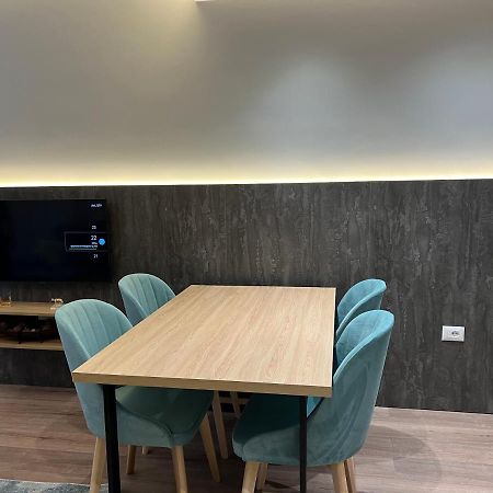 Erg Apartments Τίρανα Εξωτερικό φωτογραφία