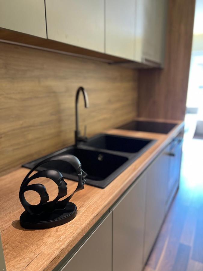 Erg Apartments Τίρανα Εξωτερικό φωτογραφία