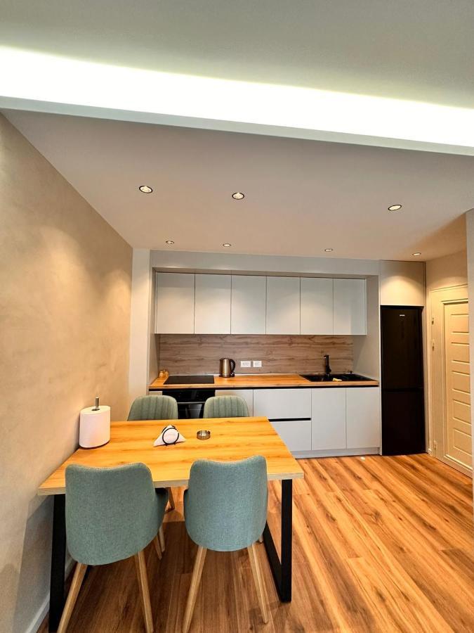 Erg Apartments Τίρανα Εξωτερικό φωτογραφία